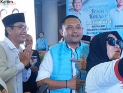 Seno Aji Hadiri Pesta Rakyat Matahari Pagi di Kab.Kutai Kartanegara