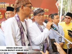 Dendi Suryadi & Alif Turiadi  Daftar Pilkada Kukar 2024:Ribuan Pendukung Padati KPU Kukar