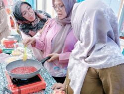Workshop Pengolahan Kulit Buah Naga oleh Universitas Nahdlatul Ulama Kalimantan Timur bersama Dasawisma Lily