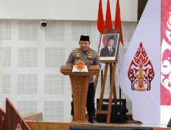 Kapolri Hadiri Penutupan Musyawarah Pleno Hima Persis, Serukan Pentingnya Menjaga Keberagaman untuk Mewujudkan Indonesia Emas 2045
