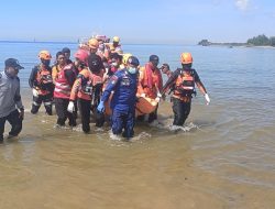 Nelayan Hilang di Perairan Balikpapan Ditemukan Meninggal, Sat Brimob Polda Kaltim Bantu Evakuasi