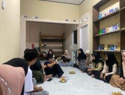 UKM Literasi UNDHARI dan Relawan Rumah Baca Marenda Gelar Halalbihalal dan Diskusi Literasi