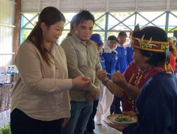 Sambangi Mamahak Teboq, Angela-Suhuk Serap Aspirasi Warga Soal Jalan Rusak dan Keterbatasan Akses Internet