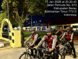Polres Berau Tingkatkan Kehadiran Polisi Melalui Patroli Sepeda