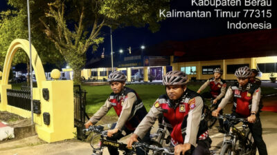 Polres Berau Tingkatkan Kehadiran Polisi Melalui Patroli Sepeda