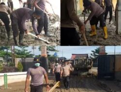 Polres Bireuen Bersihkan SMA Negeri 1 Peusangan Pascabanjir