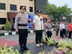 Kapolresta Samarinda Pimpin Apel Gelar Pasukan Operasi Ketupat 2026, Soroti Dampak Gejolak Global terhadap Ekonomi