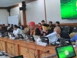 RDP DPRD Kubar: Panglima Besar KPADK Prof. Dr. Rudolf Dorong Perda Adat
