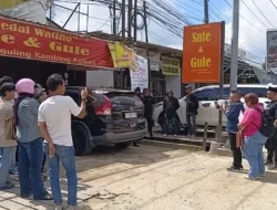 Tindak Lanjut Putusan PK, Kuasa Hukum Heryono Admaja Bongkar Spanduk di Empat Bangunan PM Noor