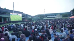 Antusias Luar Biasa, Ribuan Warga Samarinda Nobar Semifinal Piala Dunia di Makorem 091/ASN